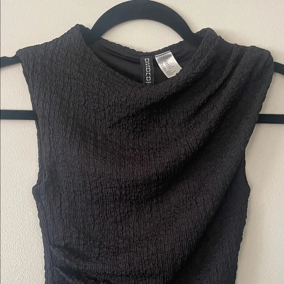 H&M|Chic Black Textured Midi Dress|XXS|NWT - Picture 3 of 8